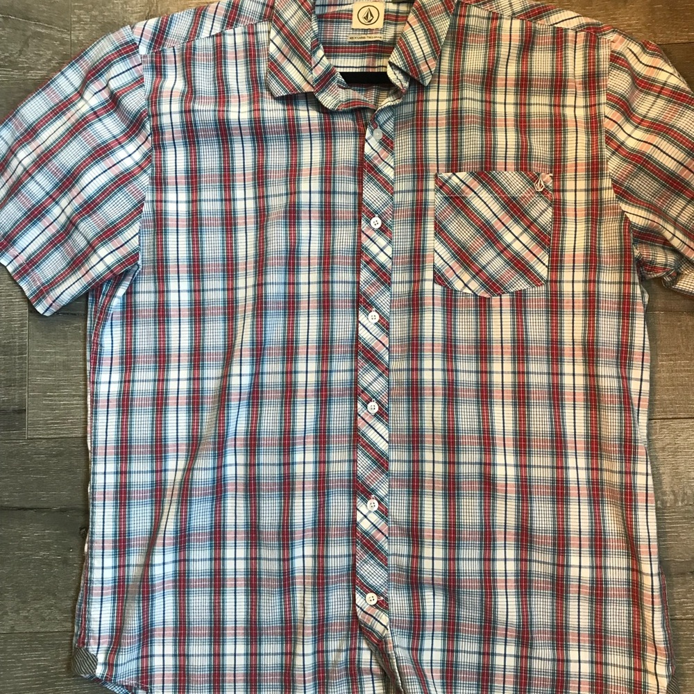 Men’s Volcom Button Down